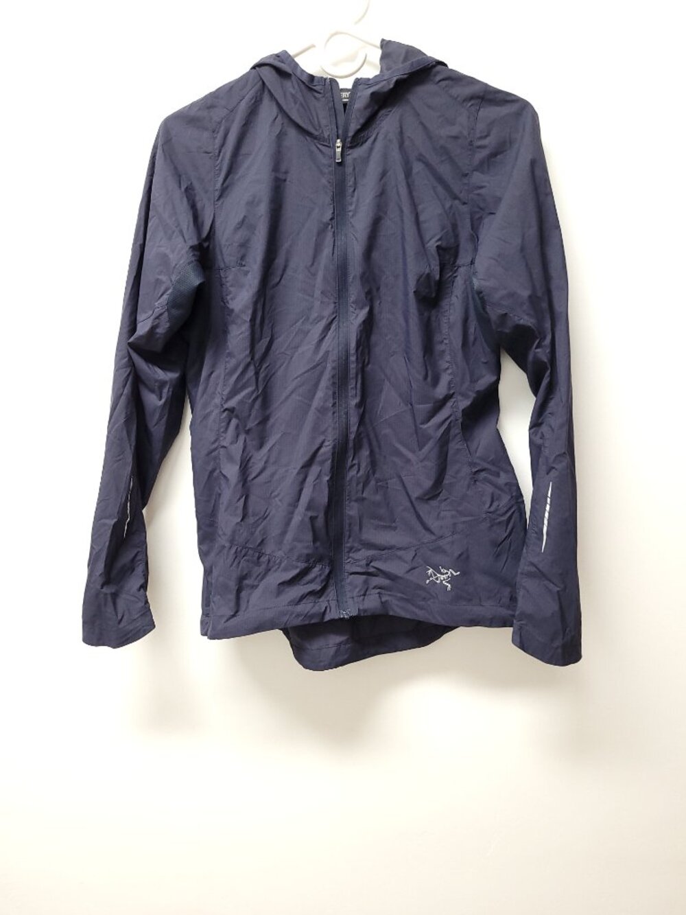 Arc'teryx womens windbreaker Lightweight Hooded Size M